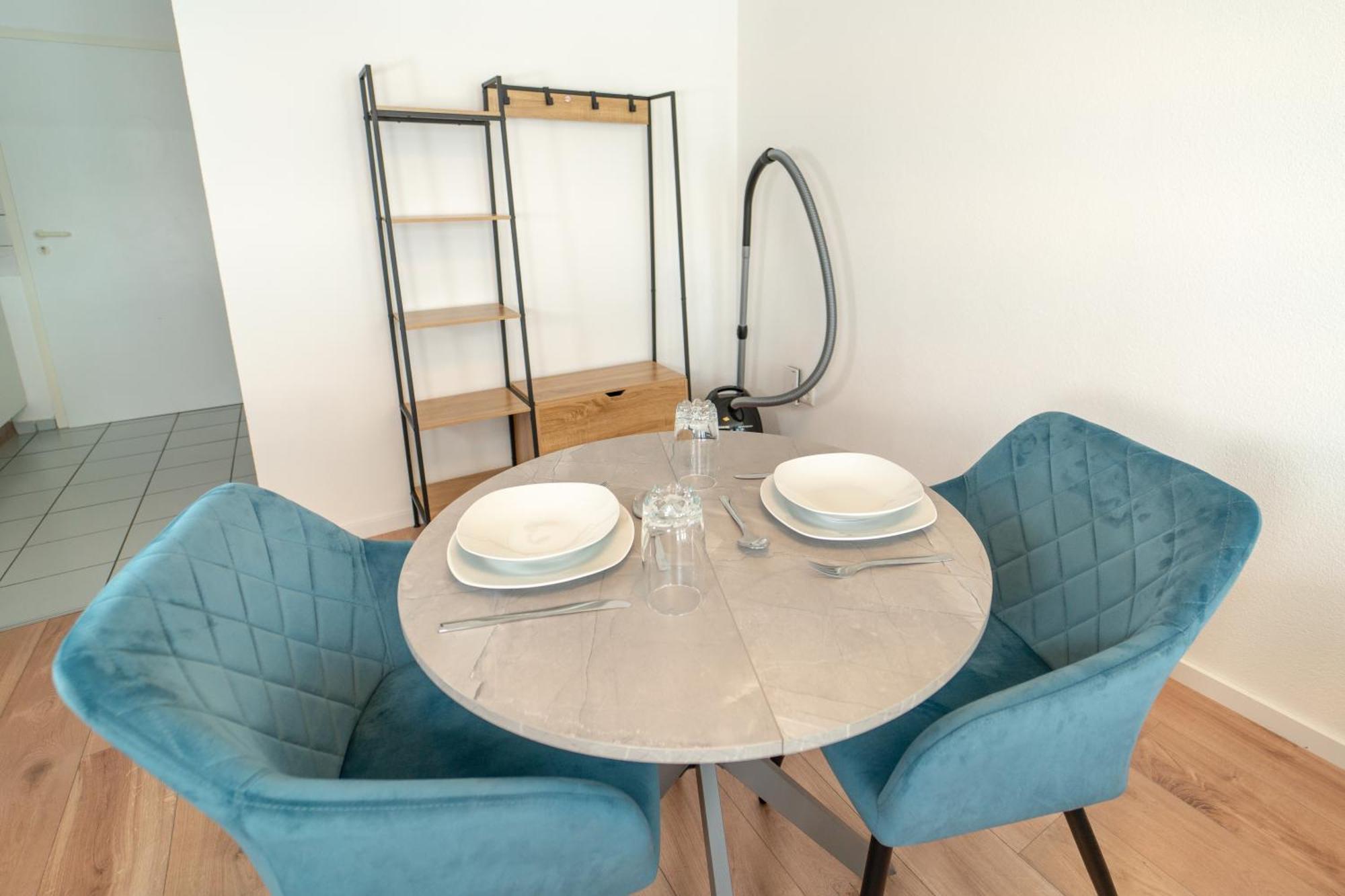 Range - Apartments - Kueche - Wlan - Netflix - Bis Zu 7 Personen フェルバッハ エクステリア 写真